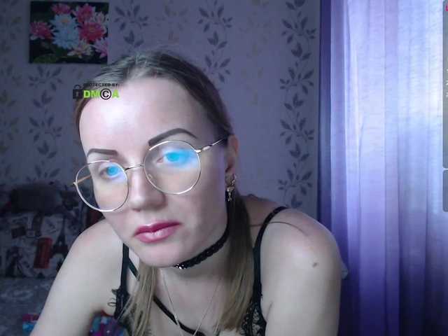 Fényképek -NeZabudka Click on LOVE in the upper right corner! Lovens in the pussy from 2 tokens works. Toys in private and group chat, ooh sighs, naked, pussy,tits,ass. I don’t do anything for tokens in l / s!
