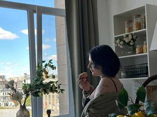 Erotikus videocsevegés Alesha984