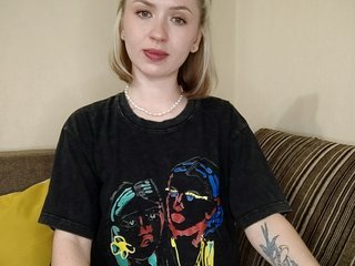 Erotikus videocsevegés AlevtinnA