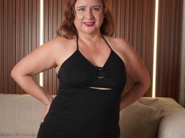 A profil fényképe AlexaBennett