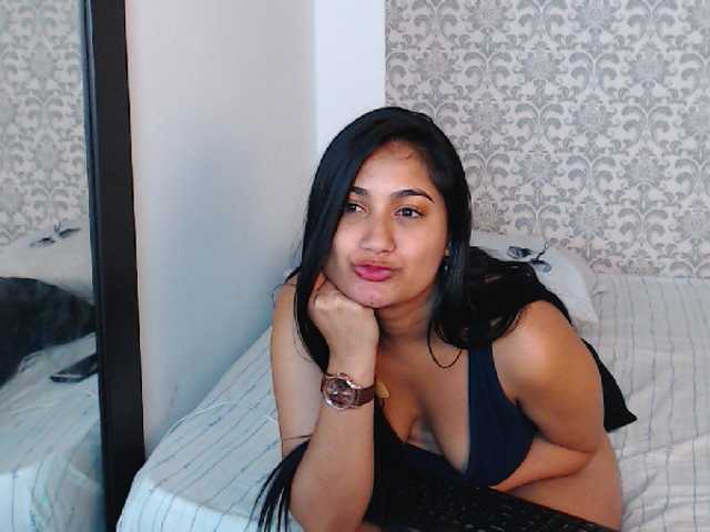Fényképek AlexaCruz Hey come and tell me wht blow your mind!Make you cum with my squirts!! #new #clit #ass #pussy #latina #boobs #curvy
