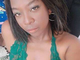 Erotikus videocsevegés alexamacquoid1