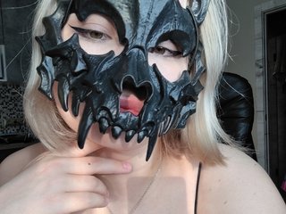 Erotikus videocsevegés Lyine