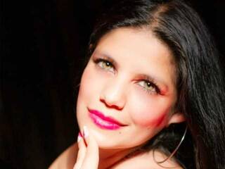 Erotikus videocsevegés Alexandraxxx