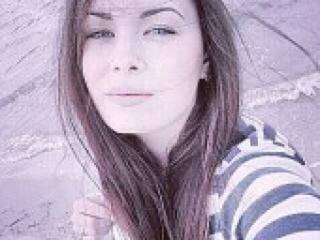 Erotikus videocsevegés ali11ka