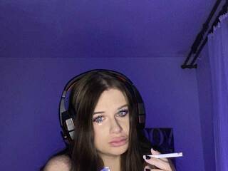 Erotikus videocsevegés Alice-darkness