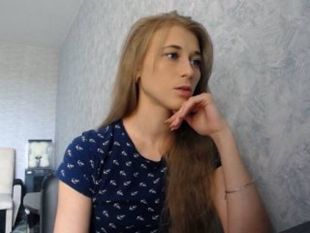 Sugárzási képernyőképek Alice88888