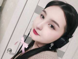 Erotikus videocsevegés AliceAngell