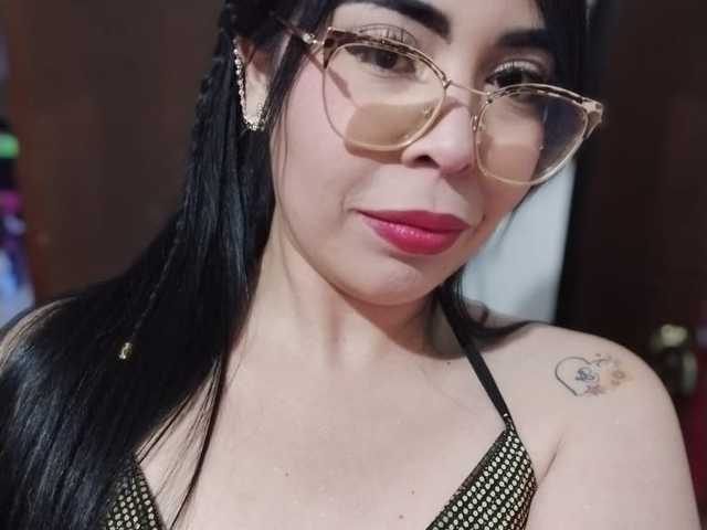 A profil fényképe AliceCandy25