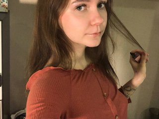 Erotikus videocsevegés Alicecutea