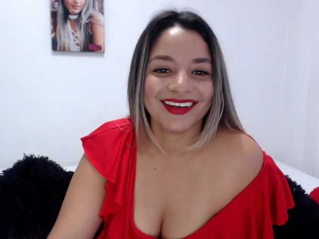 Fényképek alicequeenx hello guys welcome to my room im new model in here help me complette my goal and enjow the show #latina#curvy#hot#blonde#pvt#dildo#cum#squirt#pvt