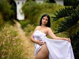 Erotikus videocsevegés AliciaGolman