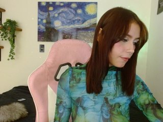 Erotikus videocsevegés Aliice-Taylor