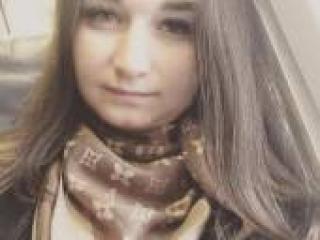 A profil fényképe alinamelisa