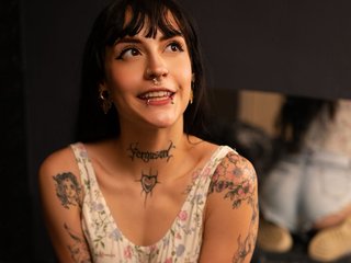 Erotikus videocsevegés AlinaSvetlana