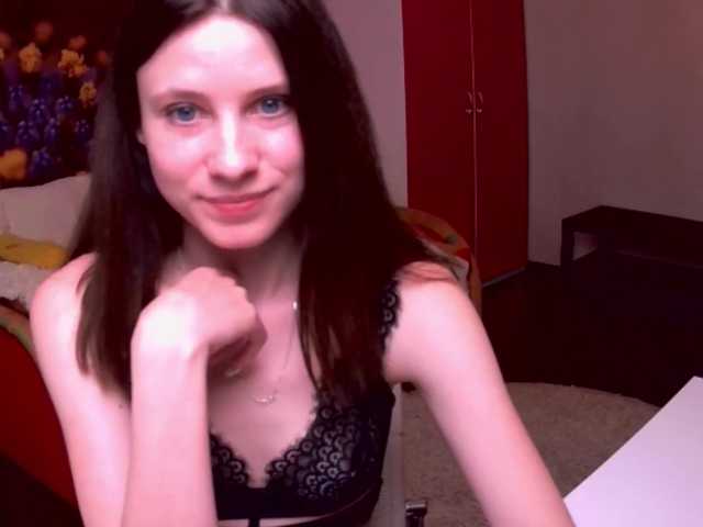 Fényképek alinasweet160 hey !!! I'm a new model and glad to see everyone in my room! my goal for today is 1500 tokens