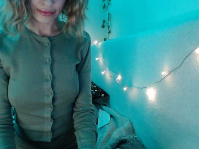 Fényképek Alisa-Nora hi im Alisa * favorite vib 25 50 88 181* when i feeel good -you will see me naked and squirt* want me 69*show face 77* snap 888*