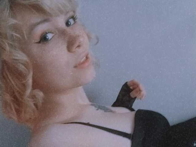 A profil fényképe alisahoney