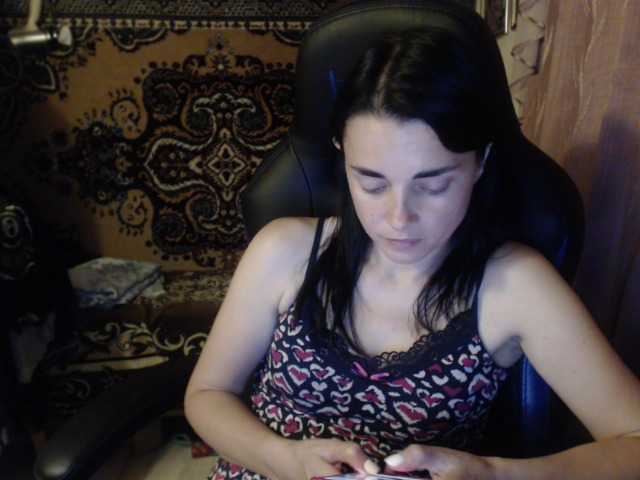 Fényképek AlisaLaDiva Hey guys!:) Goal- #Dance #hot #pvt #c2c #fetish #feet #roleplay Tip to add at friendlist and for requests!
