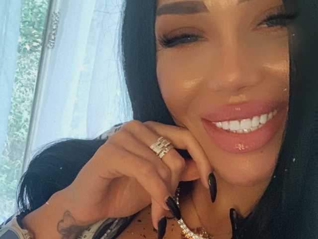 A profil fényképe alishabrooks