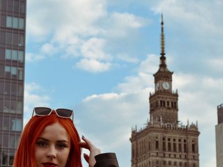 Erotikus videocsevegés AlisMoona