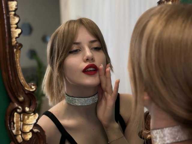 A profil fényképe AlisRos