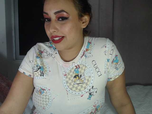 Fényképek AlissonnXox 10 tokes and I show you my breasts