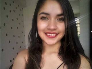 Erotikus videocsevegés allie-kiss