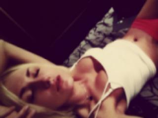 Erotikus videocsevegés alllana