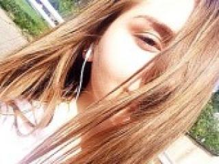 Erotikus videocsevegés alllicia