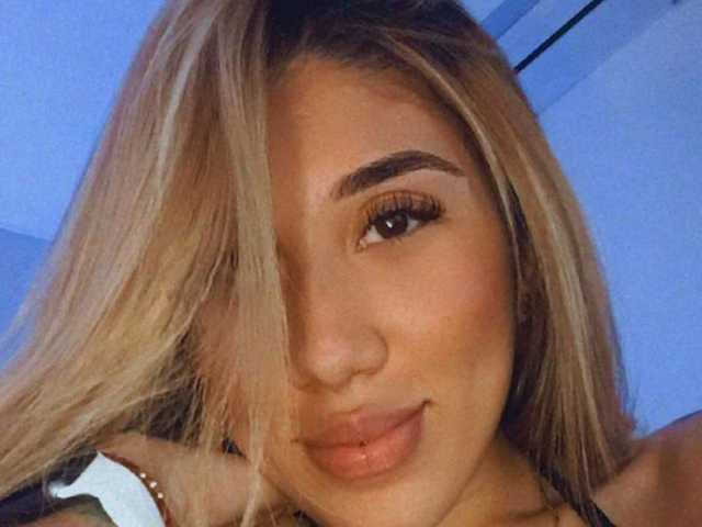 A profil fényképe Ally-blonde