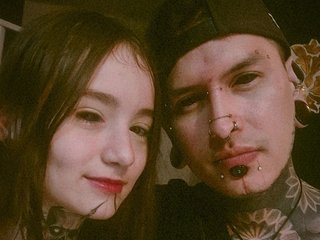 Erotikus videocsevegés Alucard-Carmila
