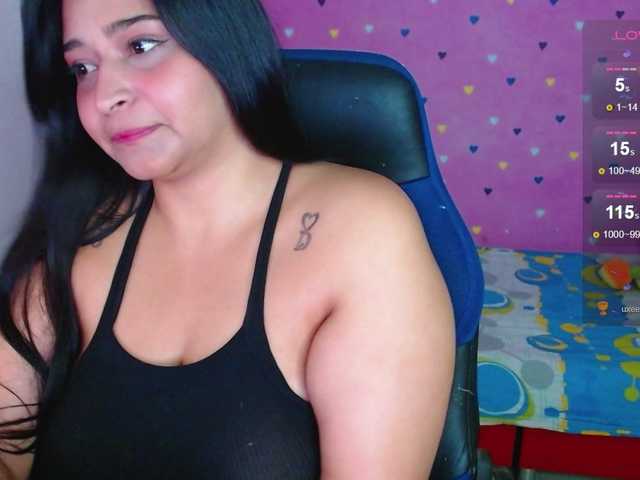 Fényképek Alyson- #latina #bbw #natural #squirt #curvy #young #big tits #big ass