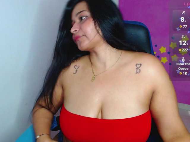 Fényképek Alyson- #latina #bbw #natural #squirt #curvy #young #big tits #big ass