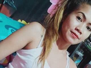 Erotikus videocsevegés ameeXX69