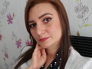 Erotikus videocsevegés Amie-Adams82