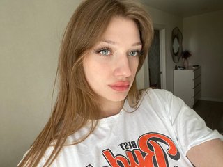 Erotikus videocsevegés amira_queen