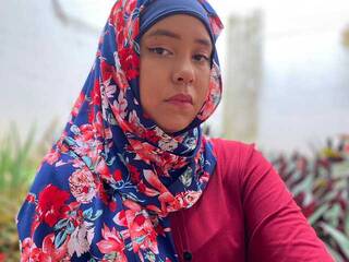 Erotikus videocsevegés Ammarnarendra