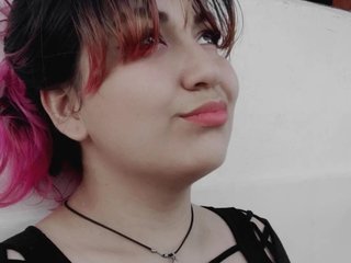 Erotikus videocsevegés AmoreLucy