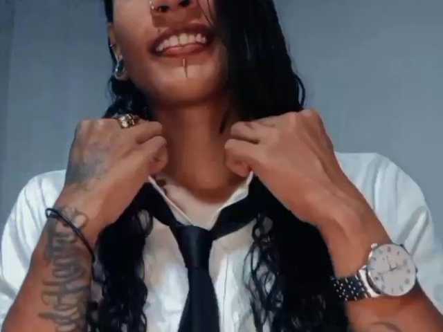 A profil fényképe Amy-420
