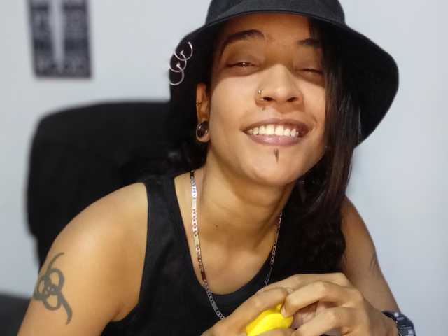 A profil fényképe Amy-Hellxxx