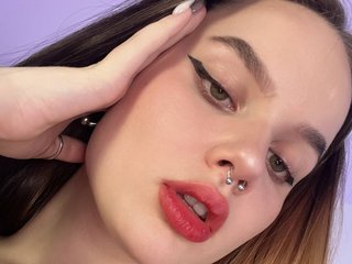 Erotikus videocsevegés amy_Little_doll