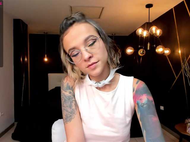 Fényképek AmyAddison • How’d you like to start? Cuz I do know how we need to finish, so pleased and wet♥cumshow@goal♥lovense on/640