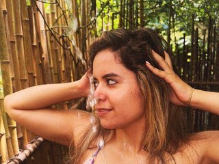 Erotikus videocsevegés Ana-Lee