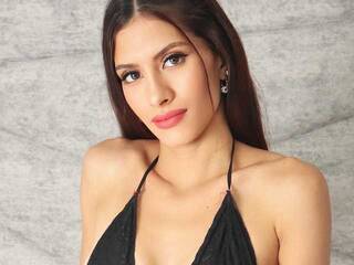 Erotikus videocsevegés AnaJener