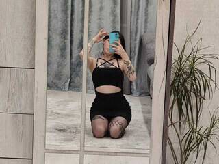 Erotikus videocsevegés ANASTAFARIJA