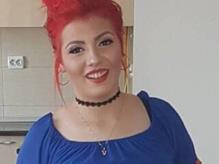 Erotikus videocsevegés ANDREEALIVE