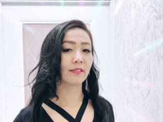 Erotikus videocsevegés ANGEL-A4