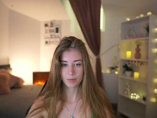 Sugárzási képernyőképek AngelaWhite18