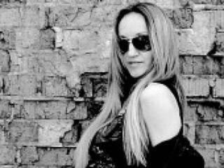 Erotikus videocsevegés angelina31